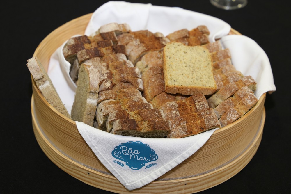 seafood flour bread